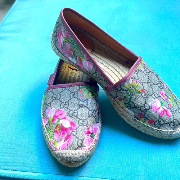 39 Gucci espadrille worn a few times too tight - Picture 1 of 8